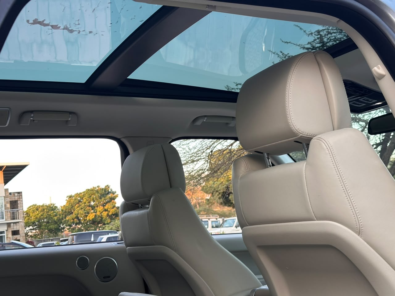 Range rover Vogue thumbnail 5